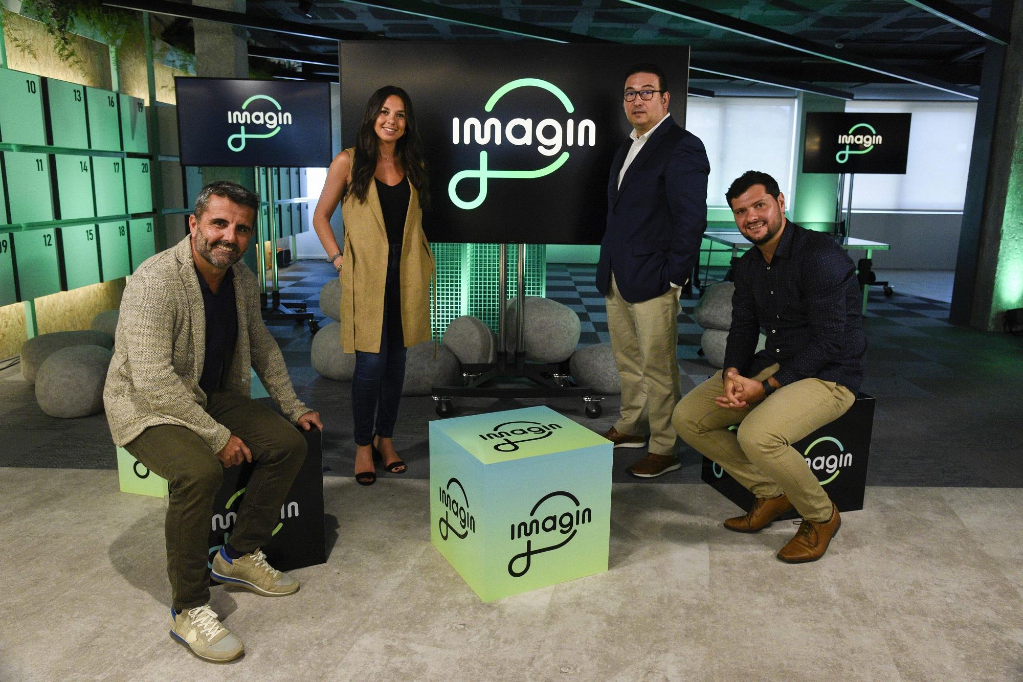 David Urbano, Chief Marketing Officer; Anna Canela, responsable de engagement; Benjamí Puigdevall, consejero delegado; y David Arranz, Chief Product Officer, de imagin