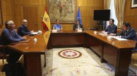 Yolanda Díaz y José Luis Escrivá en su reunión con sindicatos y patronal para ampliar los ERTEs hasta el 30 de septiembre. Twitter Ministerio de Trabajo