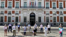 Asociaciones por la sanidad pública alertan: un rebrote sería peor que en marzo porque los sanitarios están "extenuados". Fuente: EP.