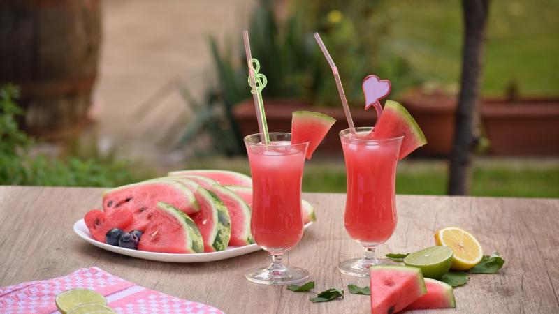 Batido de sandía, nectarina y pera Batido de sandía, nectarina y pera