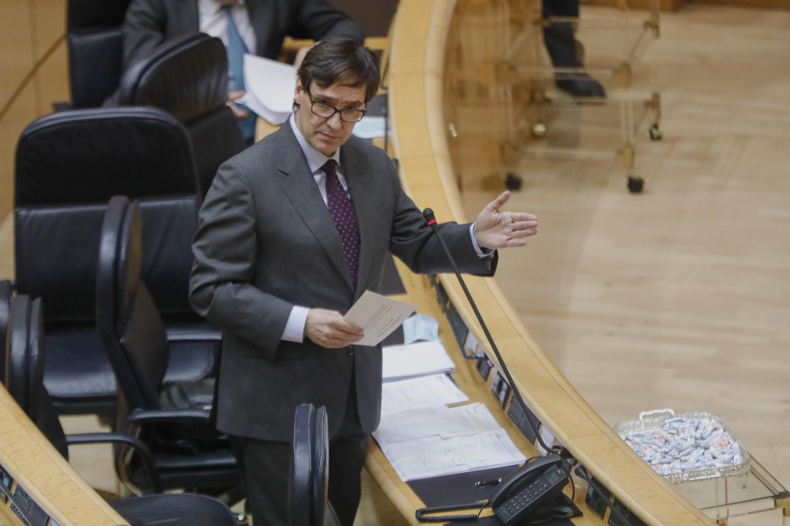 Salvador Illa en la pasada sesión plenaria del Senado. EP