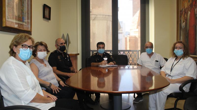 La alcaldesa de Burriana (Castellón) en la reunión. EP