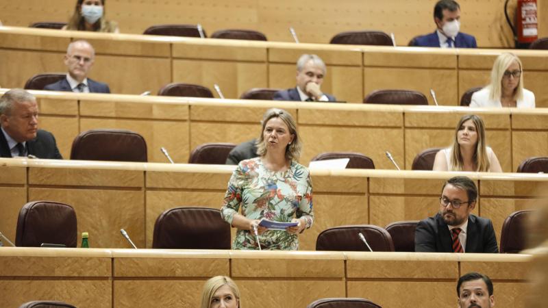 María Salom en el último pleno del Senado. EP
