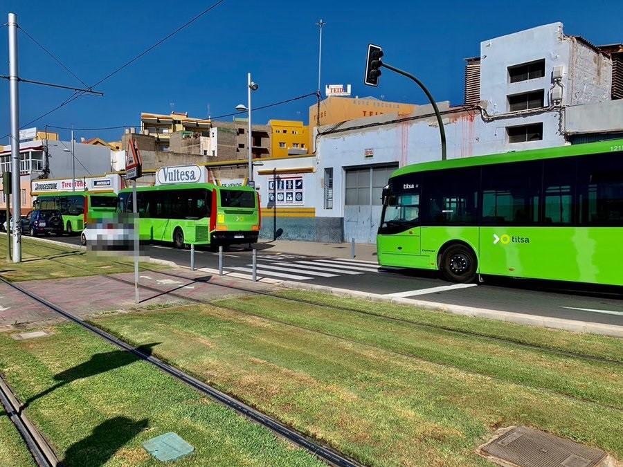 Autobuses en Tenerife durante el cero energético / EP