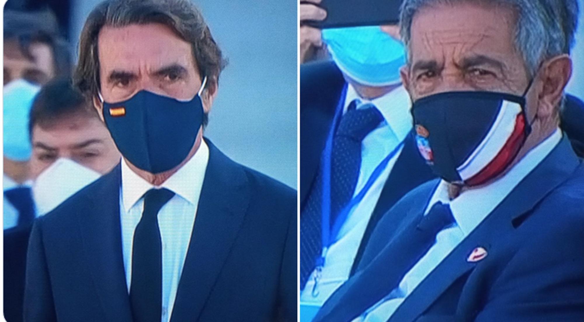 José María Aznar con su mascarilla con bandera de España en el homenaje de Estado y Miguel Ángel Revilla, con la de Cantabria.