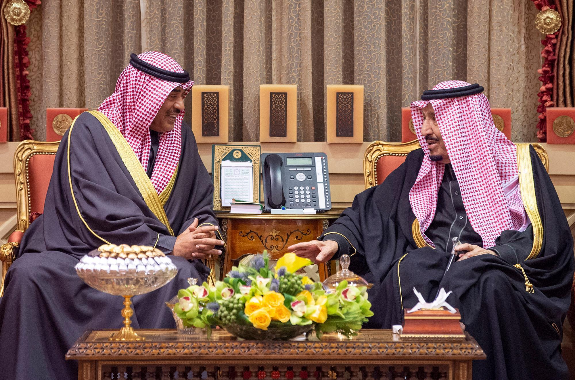 El primer ministro de Kuwait reunido con el Rey de Arabia Saudí