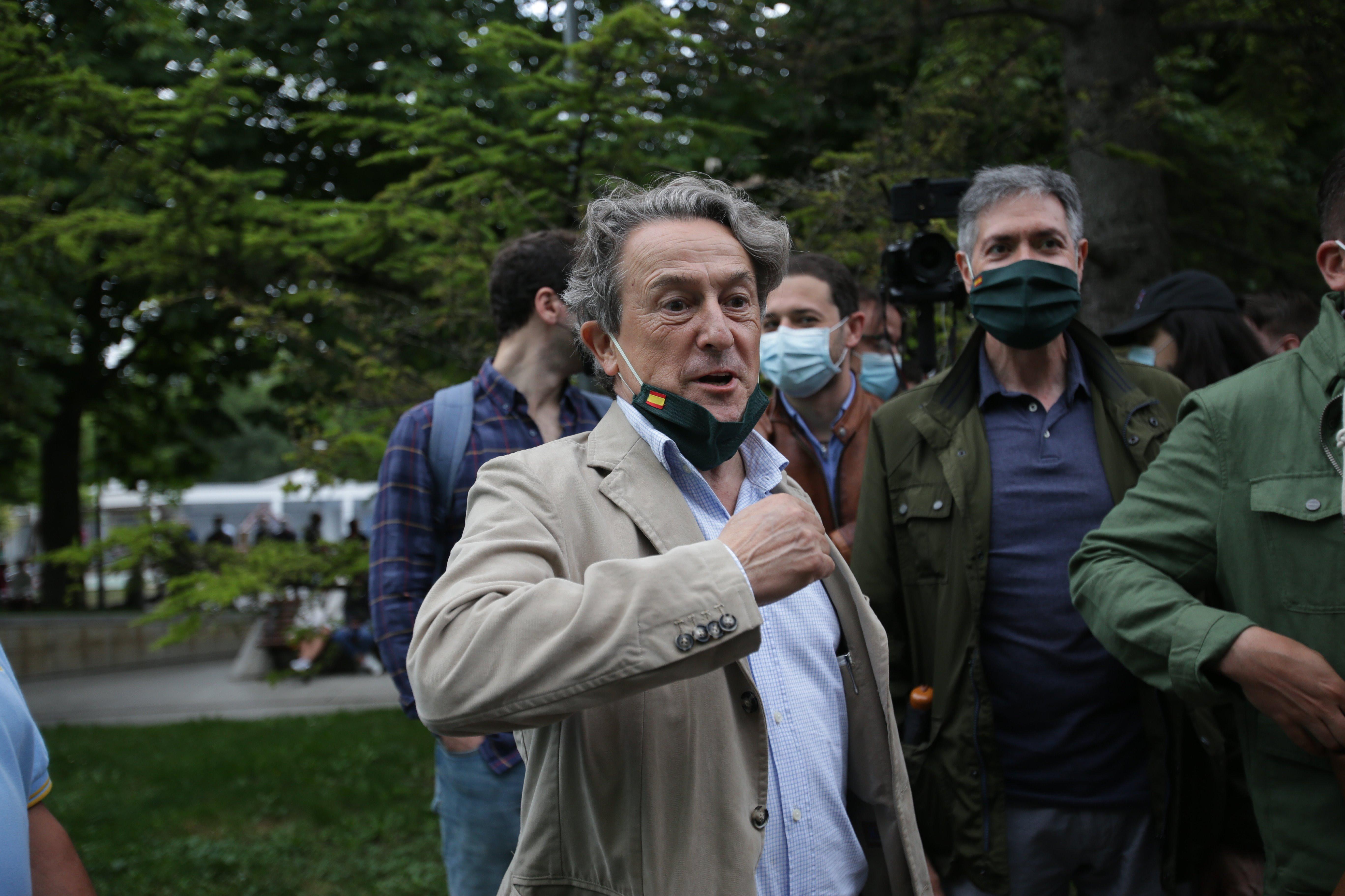 El eurodiputado de Vox Hermann Tertsch, durante un acto de campaña de las elecciones del País Vasco. Fuente: Europa Press.