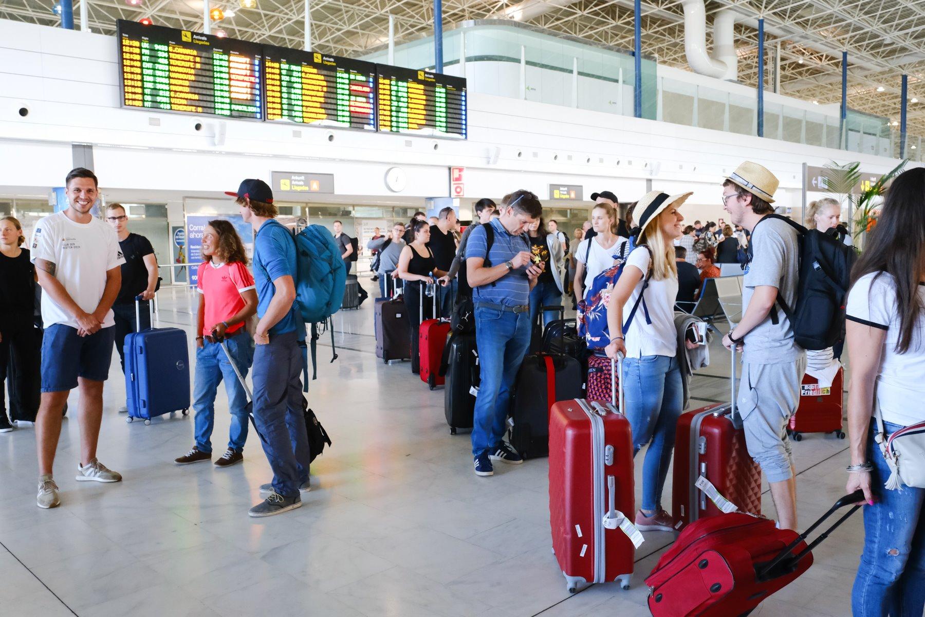 Reino Unido levantará la cuarentena a Canarias y Baleares en una semana, según ‘The Sun’