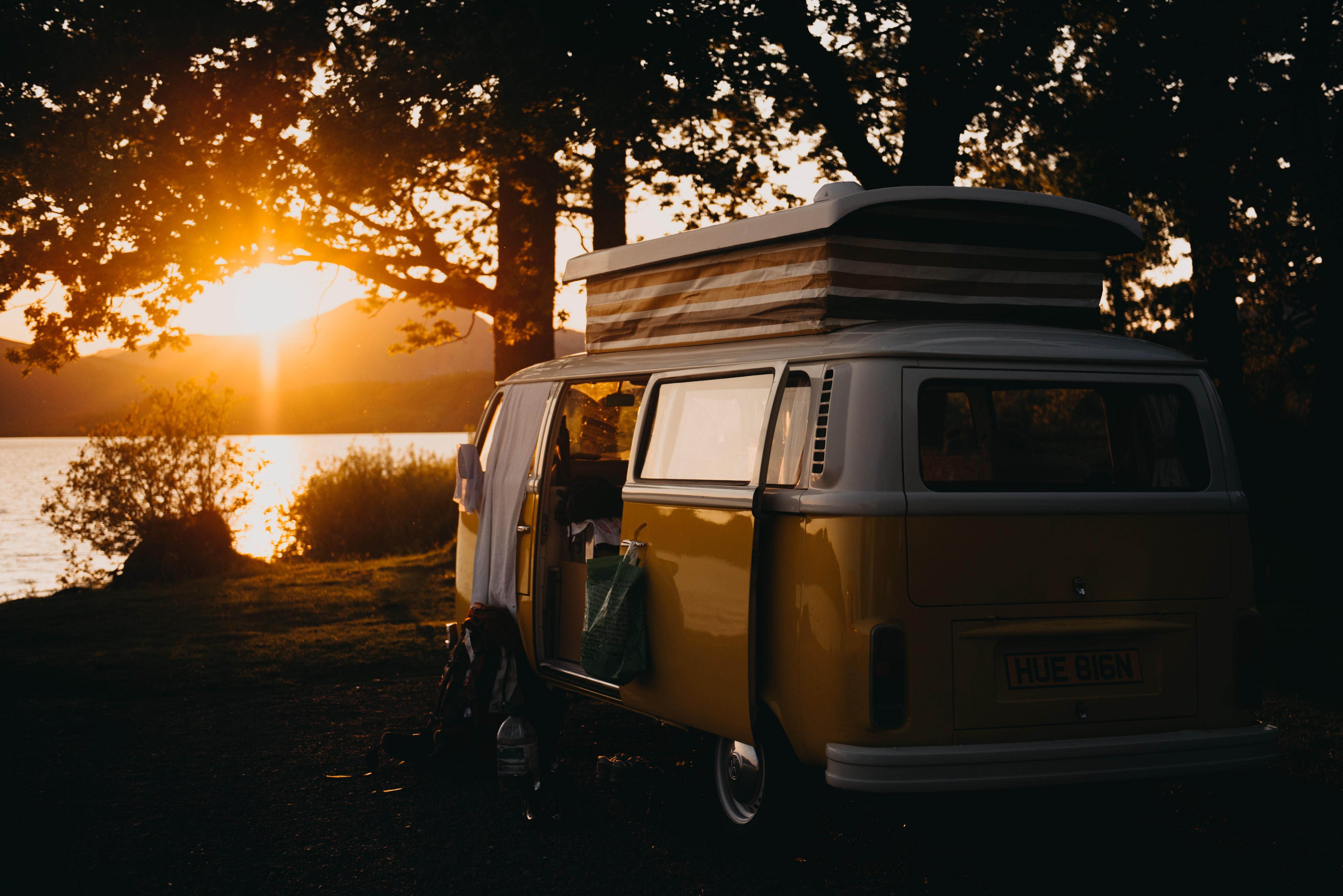 Turismo rural en caravana. Fuente: Unsplash.