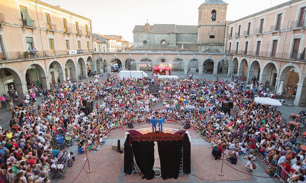 Plaza en Ávila que acoge la V edición de Cir&Co