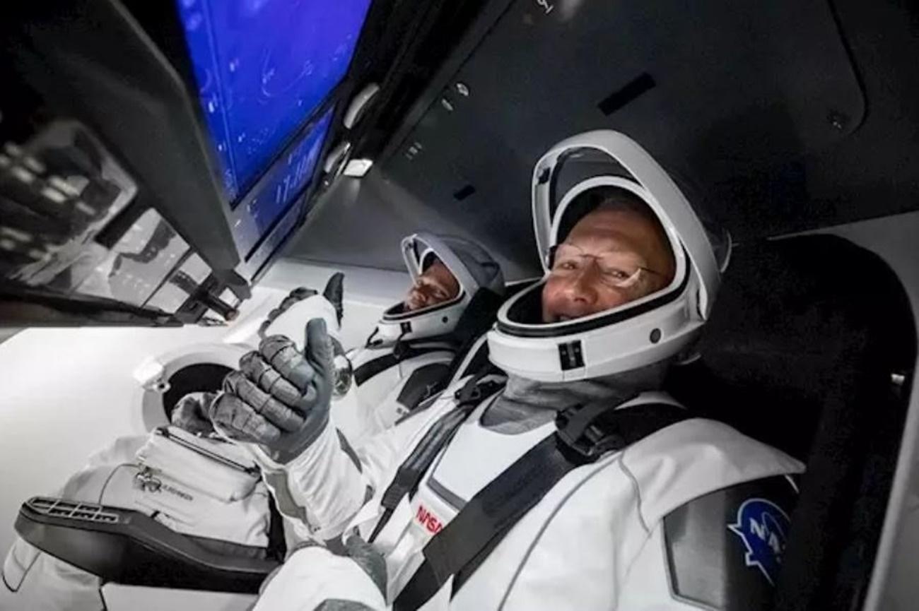 Tripulantes de la Dragon Endeavour - Space X 