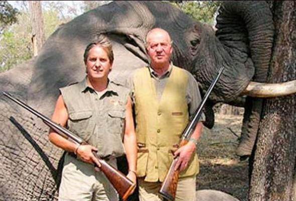 Juan Carlos I, de cacería de elefantes en Botsuana en 2012