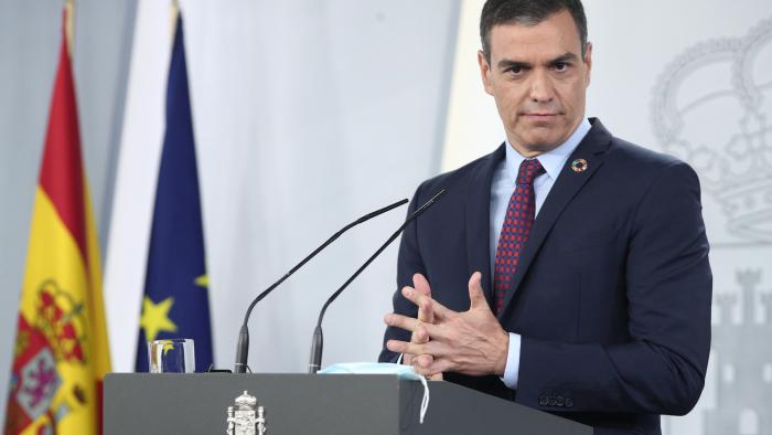 Pedro Sánchez descarta un referéndum para decidir entre monarquía y república