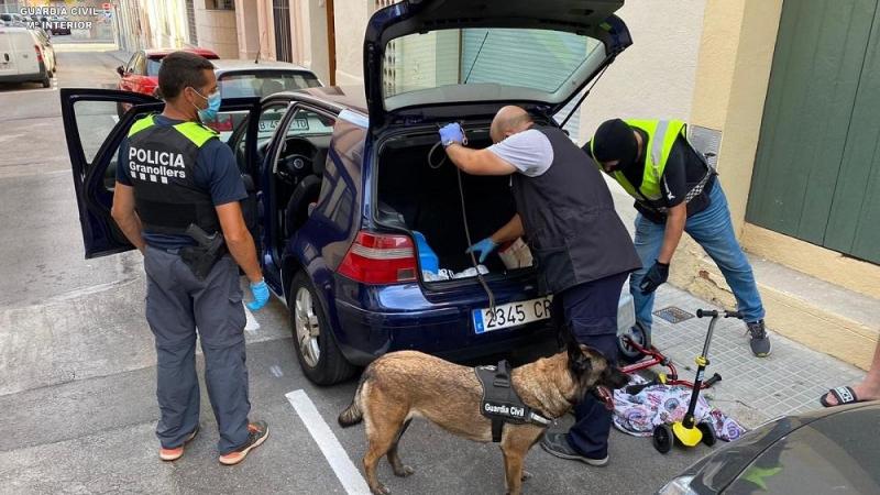 La Guardia Civil detiene a 22 personas por tráfico de droga en Girona y Barcelona - EP