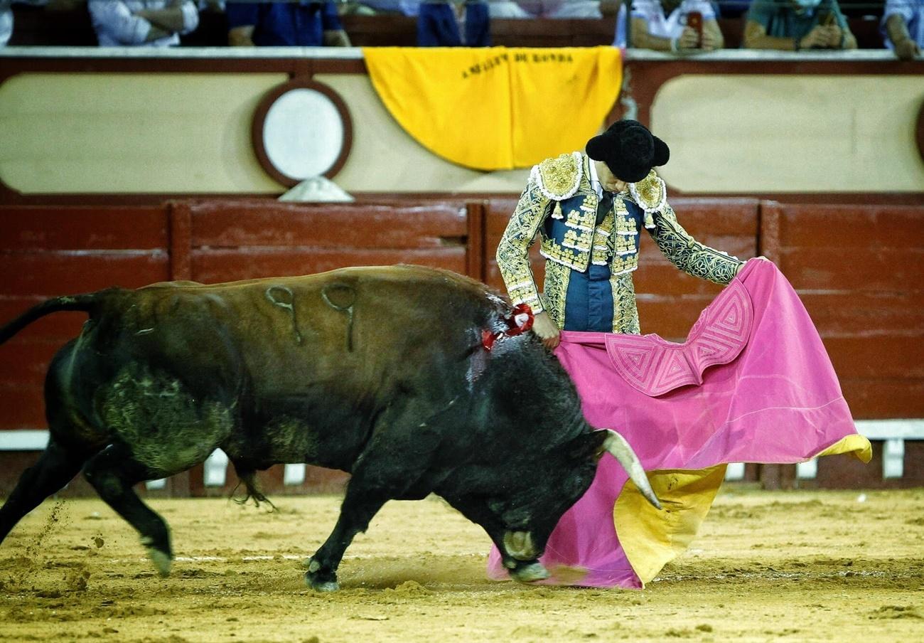 Suspendida una corrida de toros en Madrid por un brote de Covid