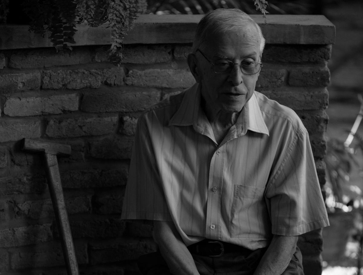 Pere Casaldàliga en una fotografía de Joan Guerrero en Brasil, incluída en la exposición de Casa Amèrica Catalunya 'Pere Casaldàliga, de professió l'esperança'