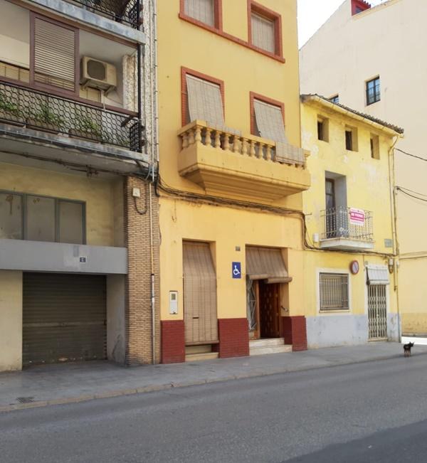 Estado actual de la casa de Vjekoslav Luburic (Fotos realizadas por Josep Rubio Rovira y Pepe Malena para ELPLURAL.COM) Estado actual de la casa de Vjekoslav Luburic (Fotos realizadas por Josep Rubio Rovira y Pepe Malena para ELPLURAL.COM)