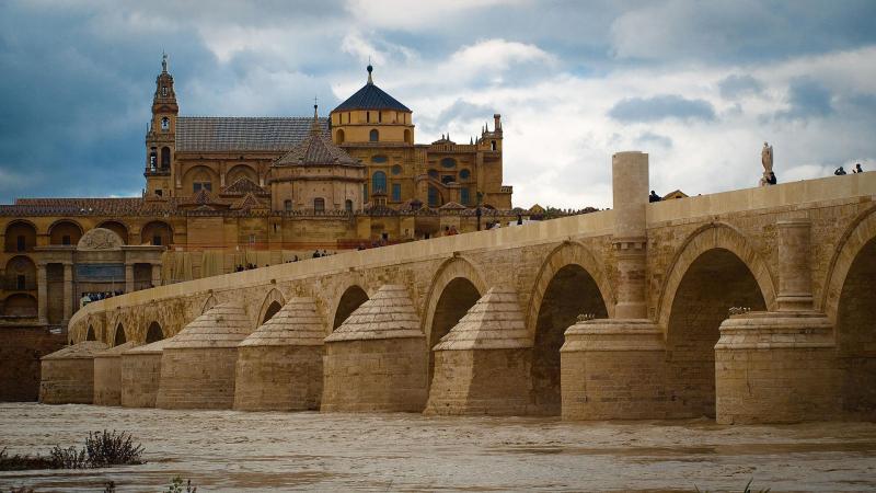 Puente romano y mezquita de Córdoba
