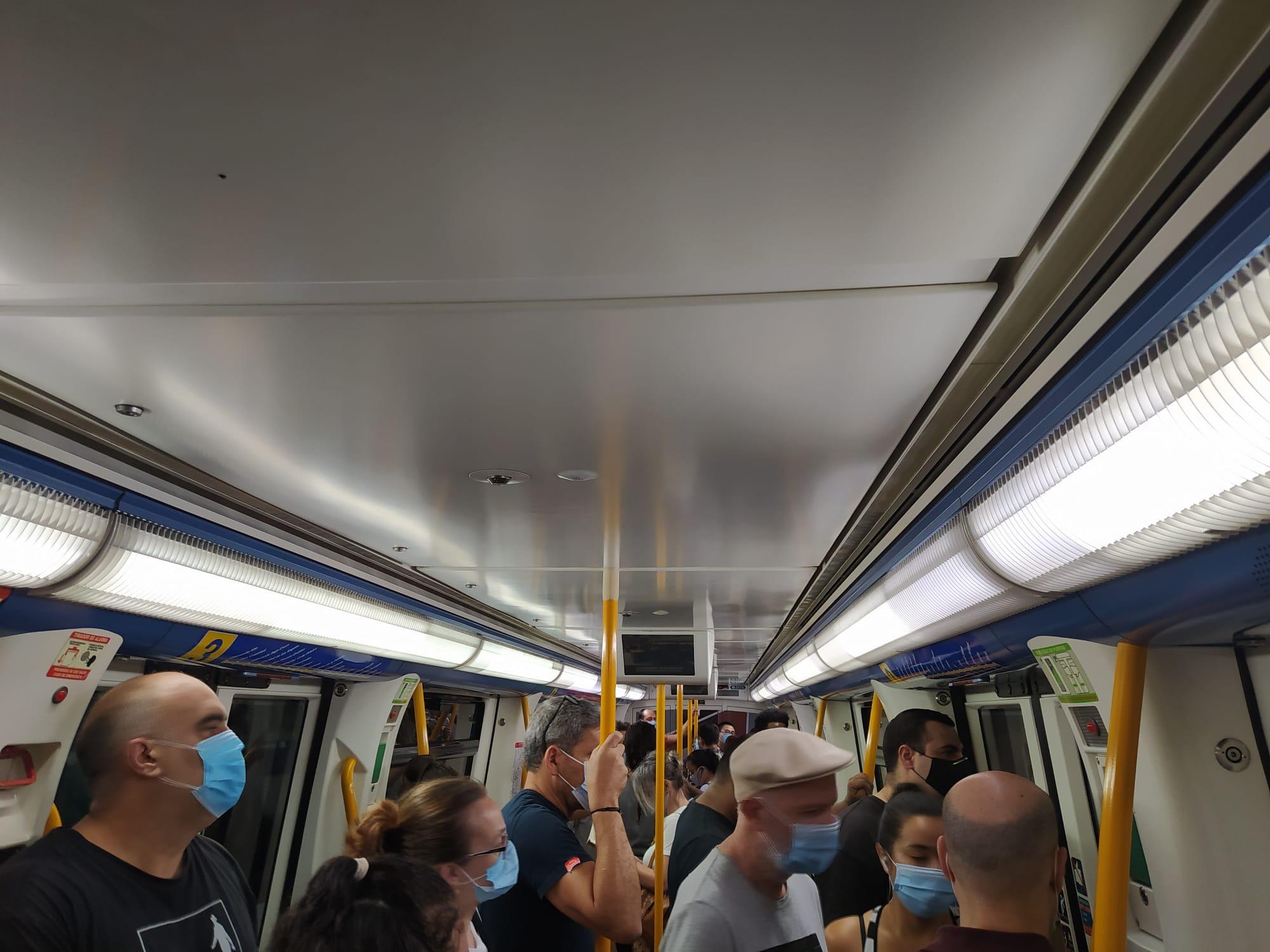 Vagón de Metro esta mañana