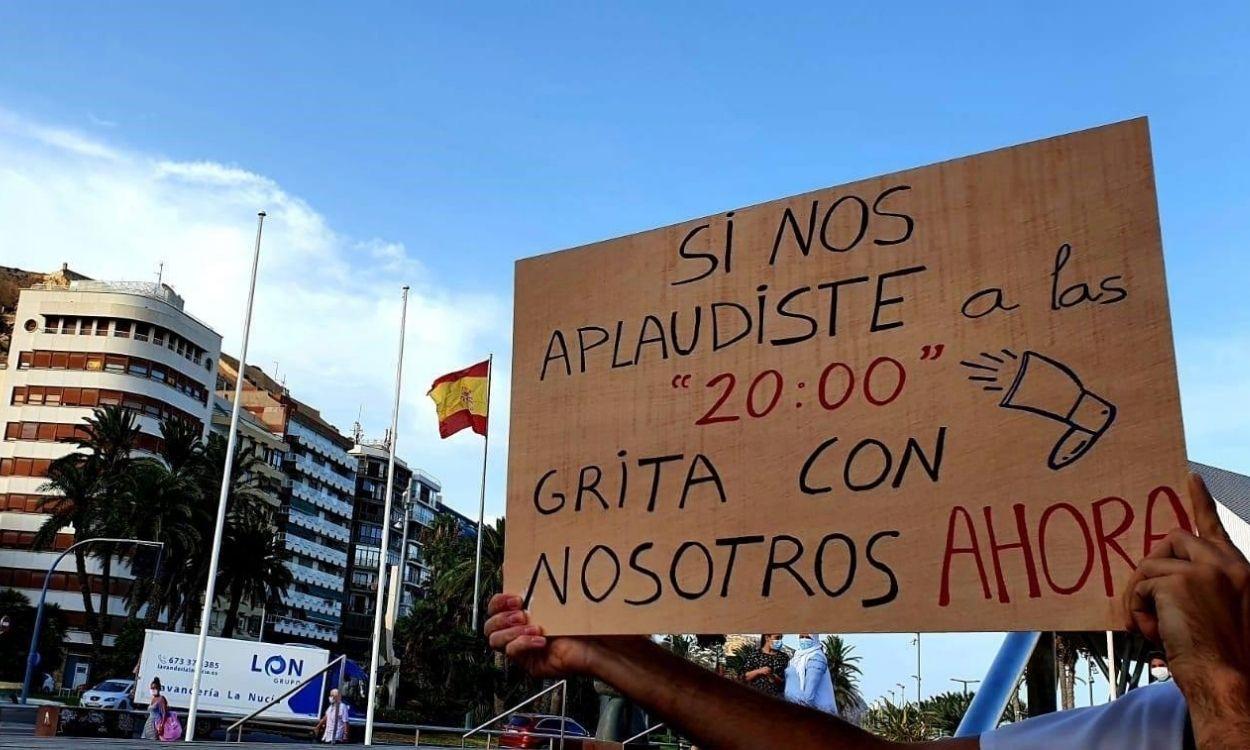Los MIR valencianos, en huelga desde hace 23 días, advierten que seguirán sin trabajar y mantendrán las protestas de los lunes