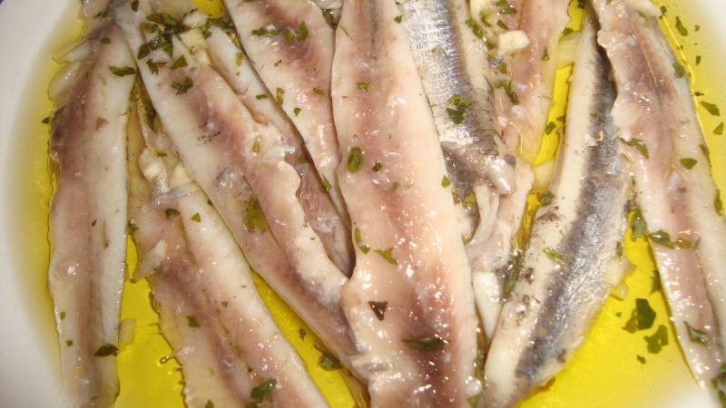 Boquerones curados en vinagre