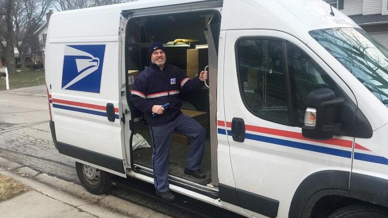 Donald Trump ha llegado a calificar de "chiste" al servicio postal de Estados Unidos