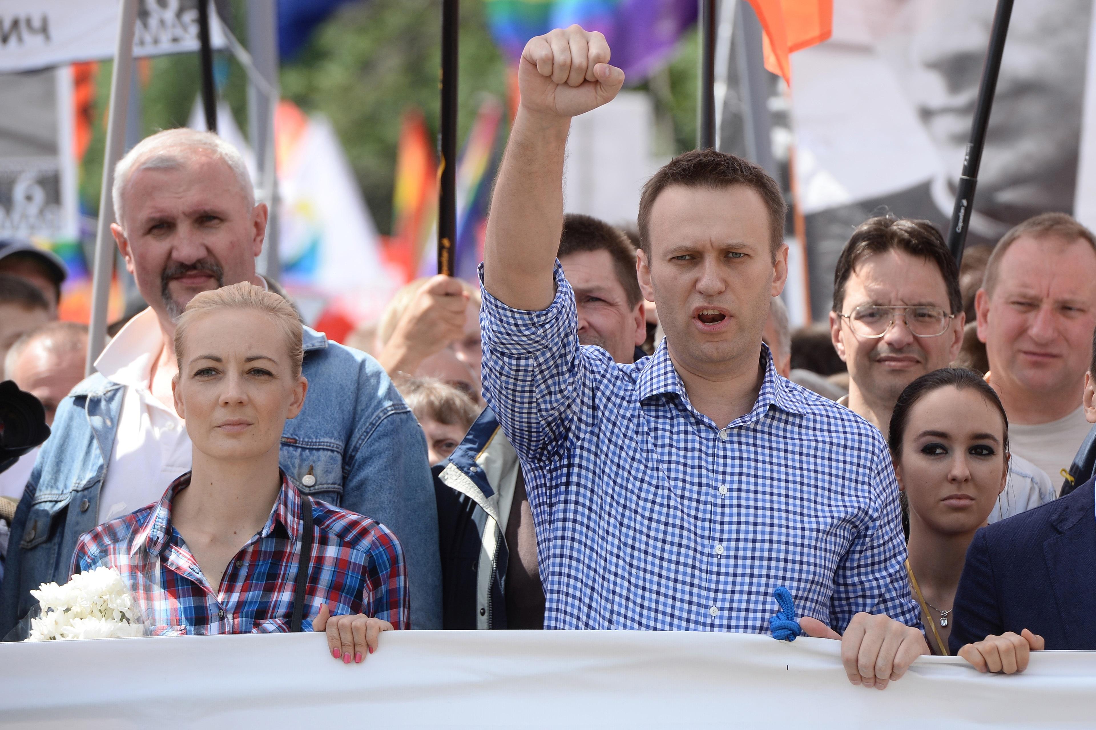 El opositor ruso Alexéi Navalni durante una manifestación en Moscú. EP