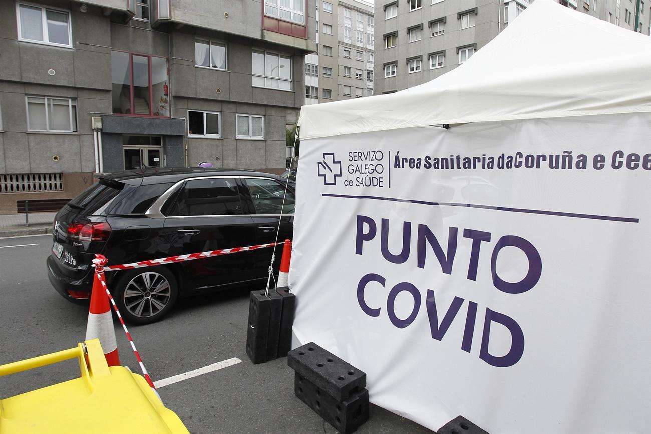 Carpa para la realización de pruebas PCR en Galicia (Foto: Europa Press).