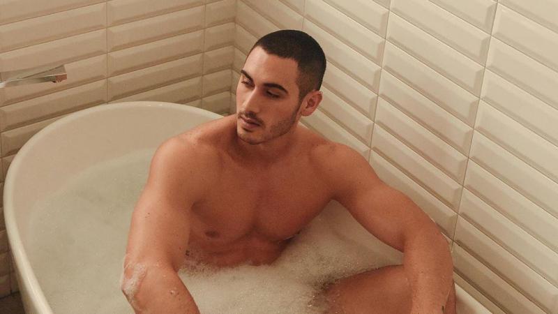 Maite Perroni y un impresionante jovencito como es Alejandro Speitzer componen una pareja bien dispuesta a facilitarnos grandes dosis del erotismo más salvaje Maite Perroni y un impresionante jovencito como es Alejandro Speitzer componen una pareja bien dispuesta a facilitarnos grandes dosis del erotismo más salvaje