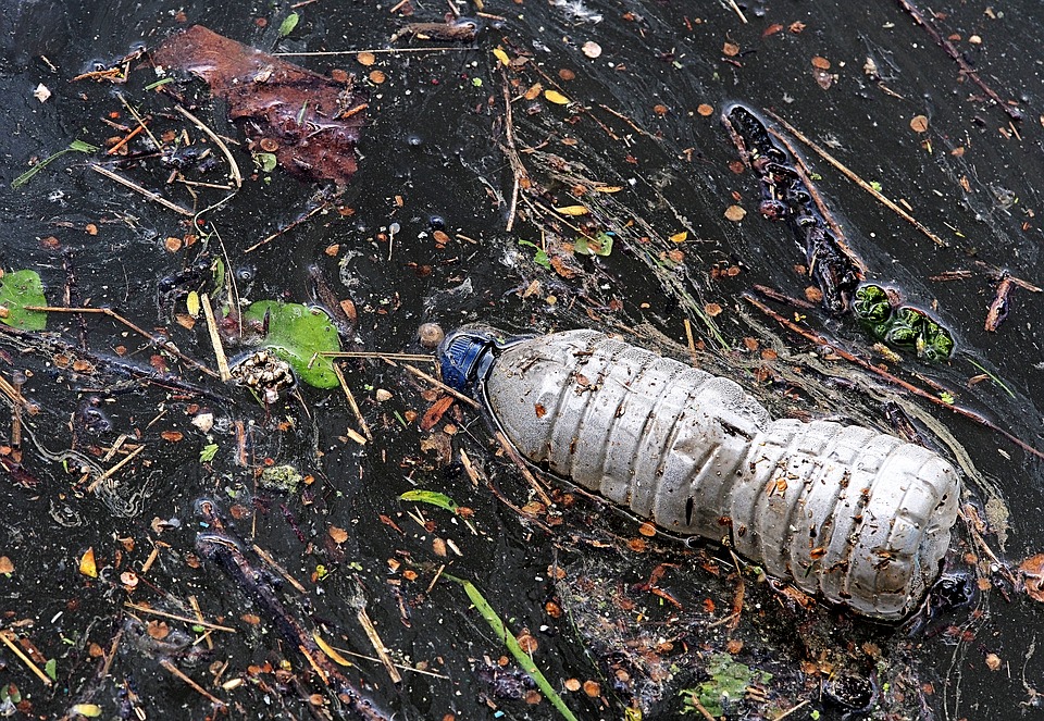 Un mar de basura que tensa las relaciones Honduras - Guatemala