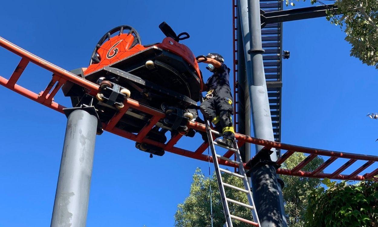 Rescatan de una atracción del Parque de Atracciones de Madrid a 10 personas