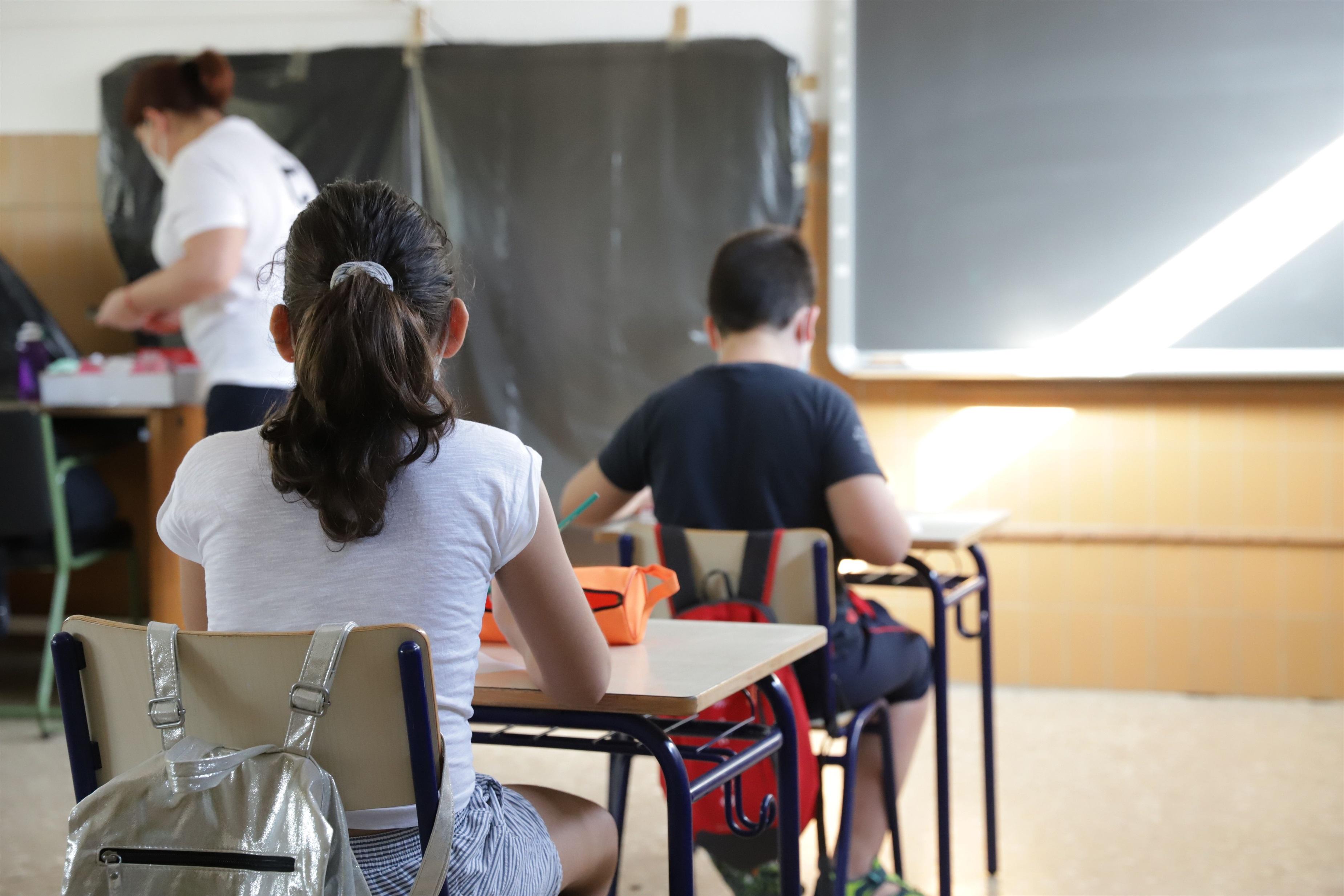 Niños en un aula. EP