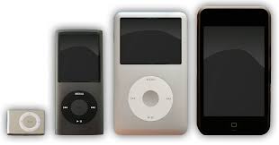 El iPod, el comediscos del siglo XXI, cumple 13 años con la música (y el vídeo) por montera