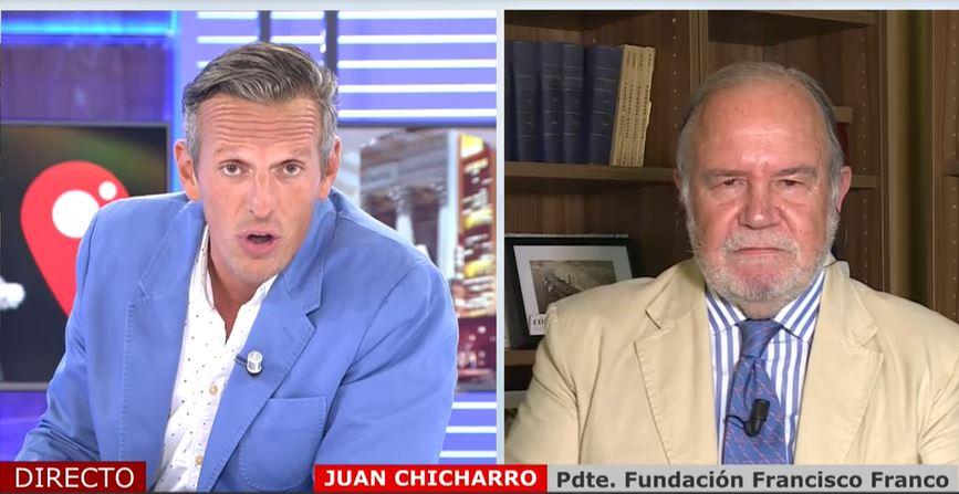 El presidente de Fundación Francisco Franco, Juan Chicharro con Joaquín Prat