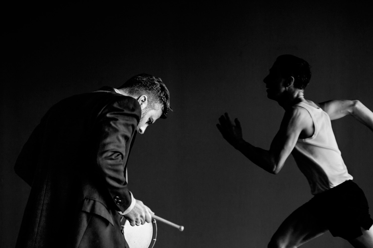 La danza experimental de Antonio Ruz y Juan Kruz Díaz de Garaio, en el XXXII del Festival de Otoño a Primavera 