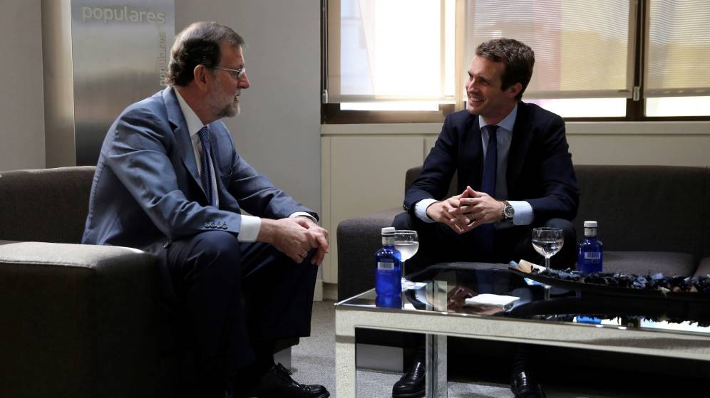 Casado con Rajoy en su despacho de Génova 13. 