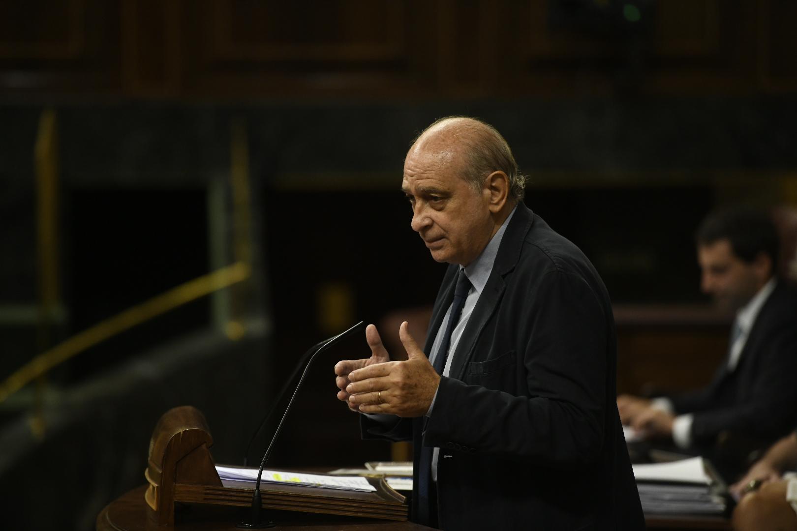 Jorge Fernández Díaz, durante un pleno en el Congreso de los Diputados. Fuente: Europa Press.