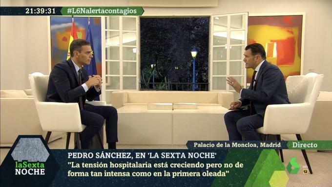 Iñaki López y Pedro Sánchez, durante la entrevista de este sábado en 'laSexta Noche. Fuente: laSexta.