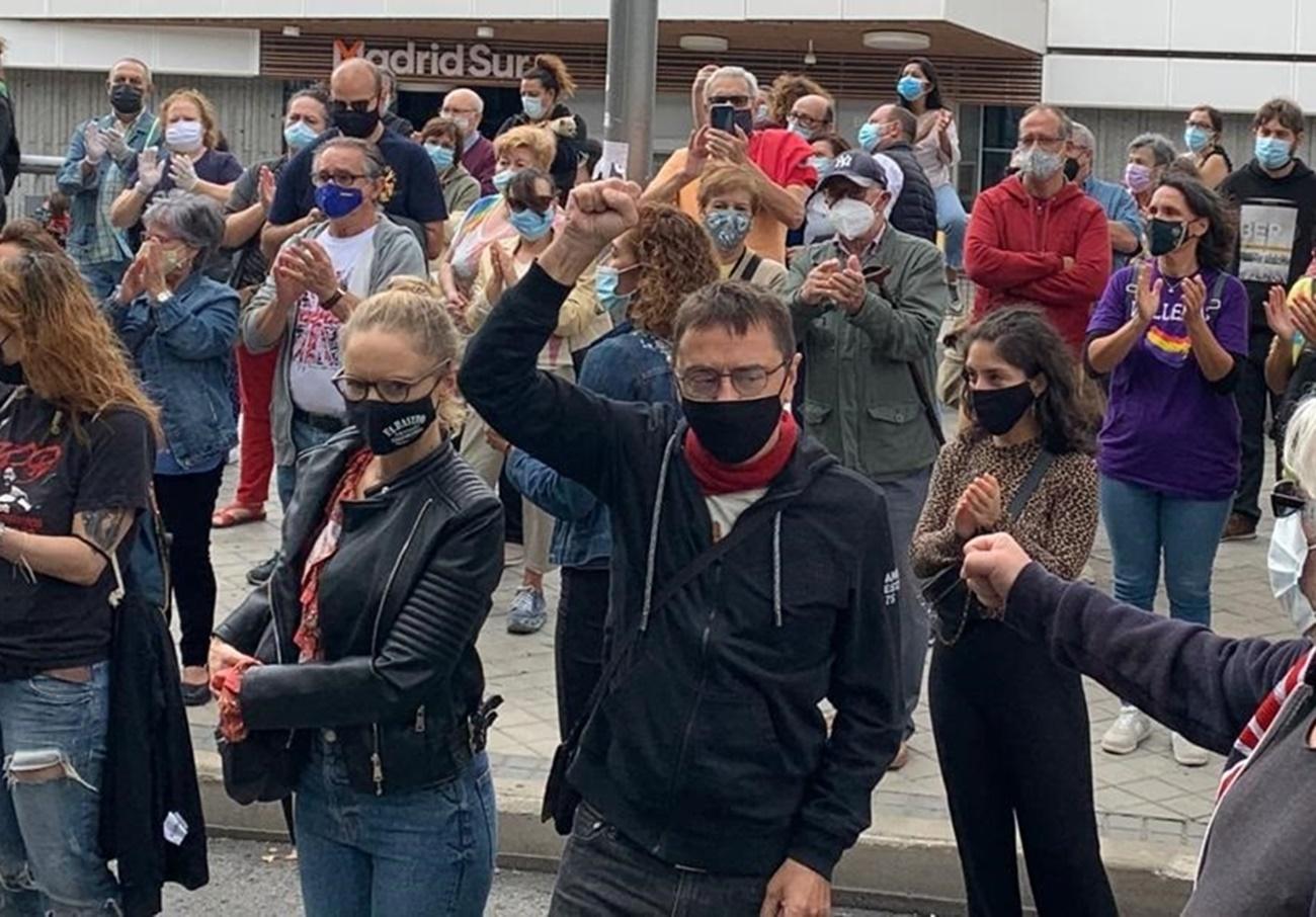 Monedero en la concentración de Puente Vallecas contra los confinamientos selectivos de Madrid