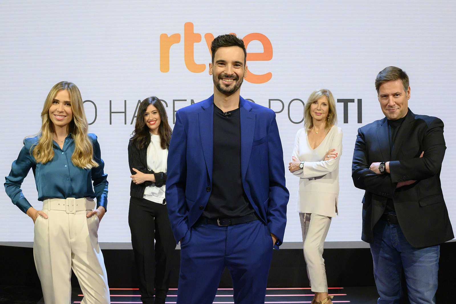 Equipo de La Pr1mera Pregunta. RTVE.