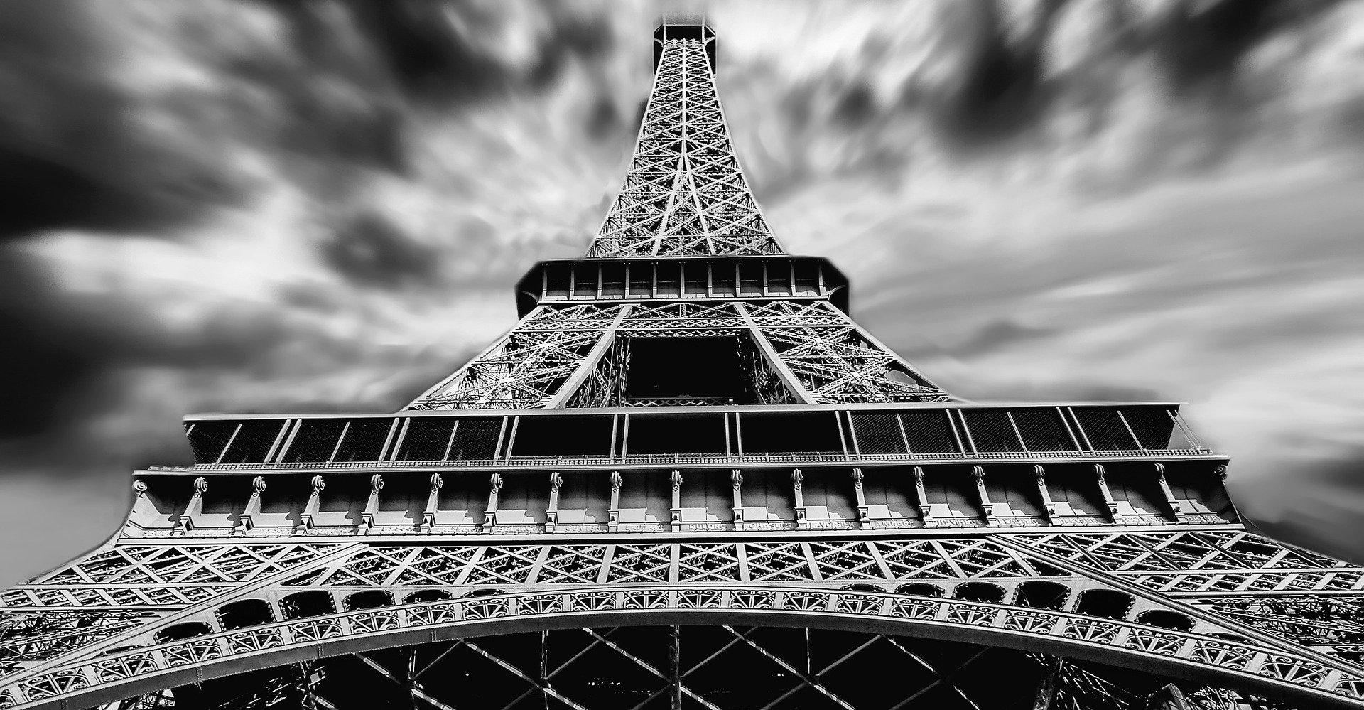 Evacuada la Torre Eiffel por amenaza de bomba - Pixabay