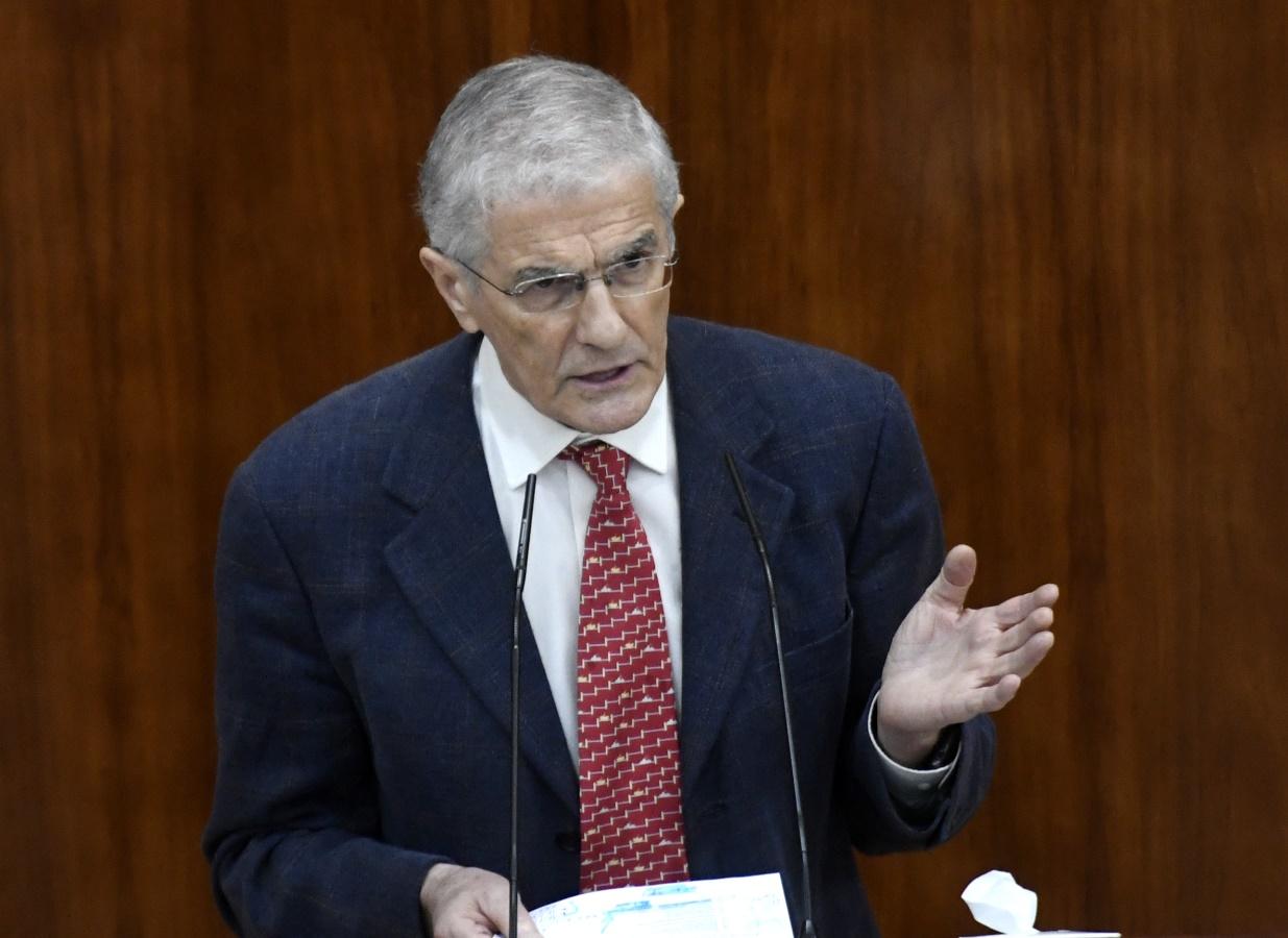 El portavoz de Sanidad del Grupo Parlamentario Socialista (GPS) en la Asamblea de Madrid, José Manuel Freire considera "tremendamente negativa" la dimisión de Bouza.