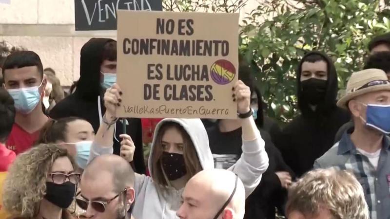 Vallecas protesta contra Ayuso