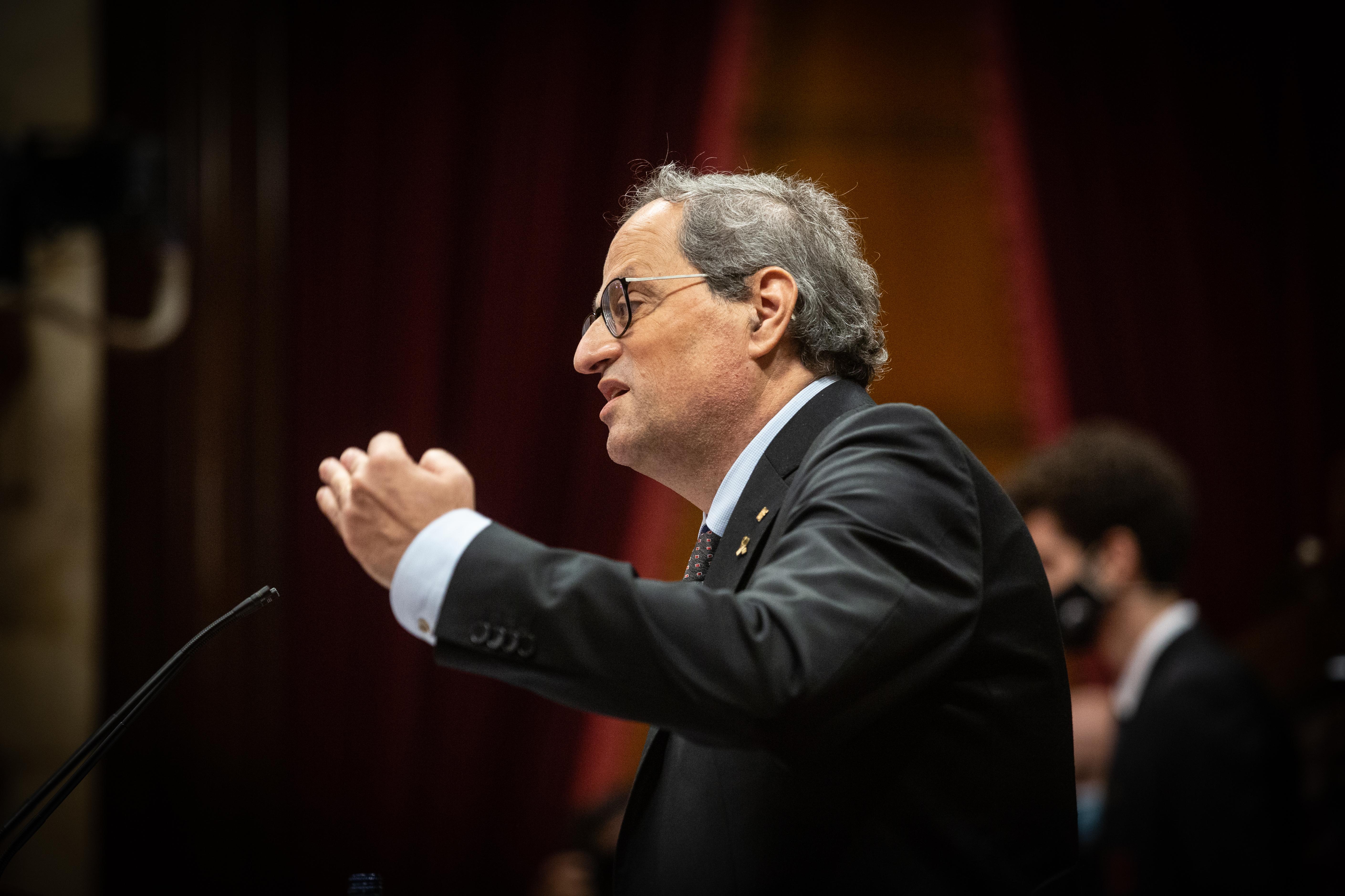 El ya expresidente de la Generalitat Quim Torra interviene durante una sesión plenaria monográfica en el Parlament sobre su inhabilitación, en Barcelona, Catalunya (España), a 30 de septiembre de 2020