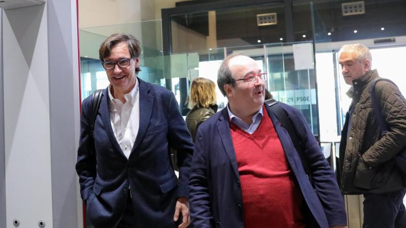 El ministro de Sanidad, Salvador Illa, y el líder del PSC, Miquel Iceta. Fuente: Europa Press.