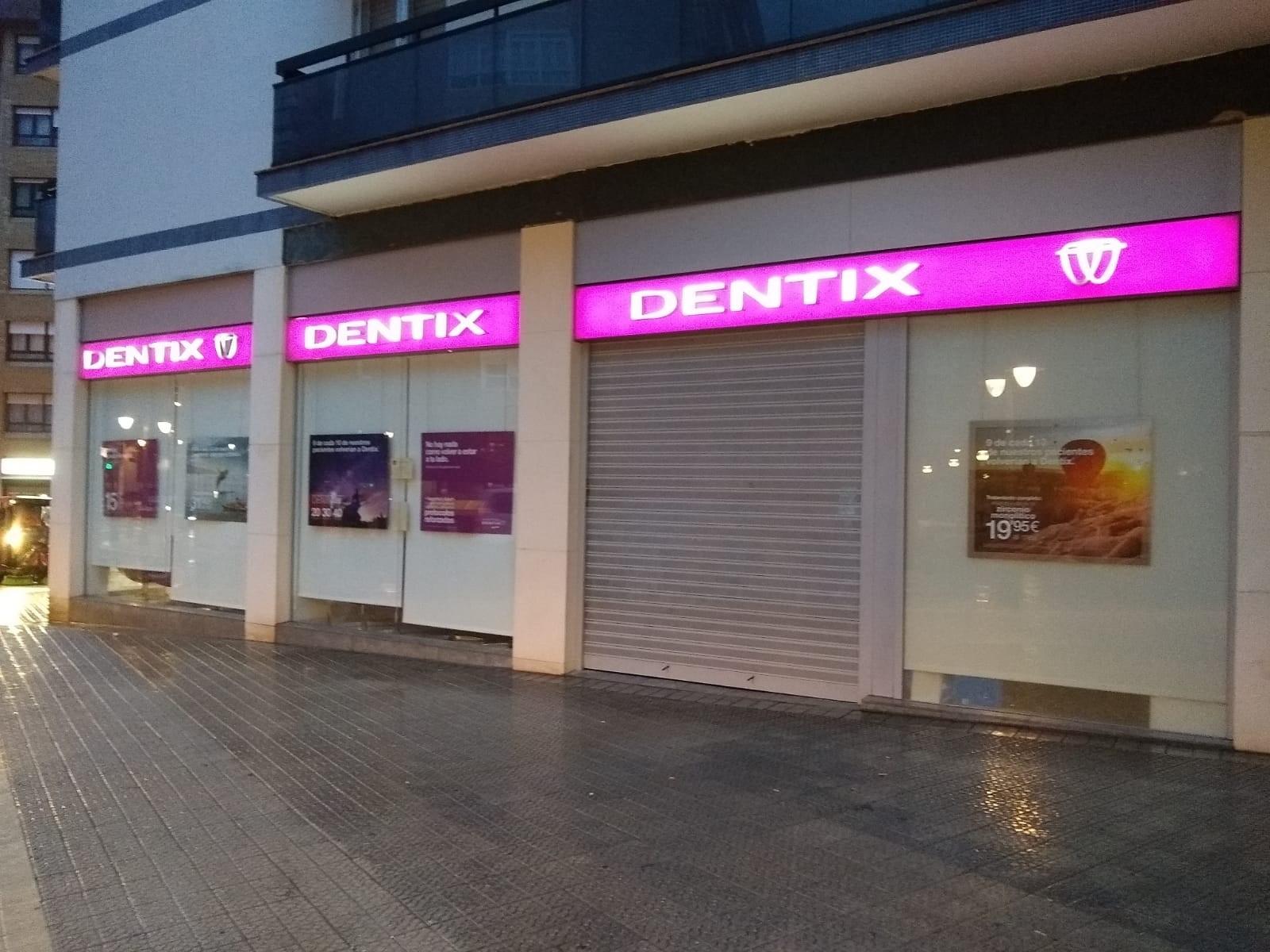 Clínica de Dentix cerrada. Europa Press