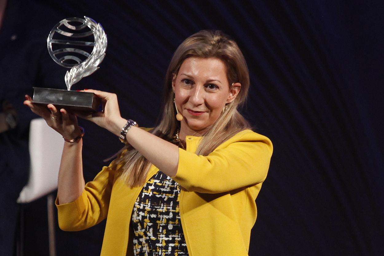 Eva Sáenz de Urturi ha ganado el Premio Planeta 2020 con Aquitania, un thriller medieval