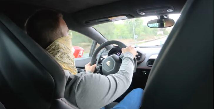 El YouTuber Vicesat, detenido al conducir un Lamborghini a 223 kilómetros por hora en la M 45