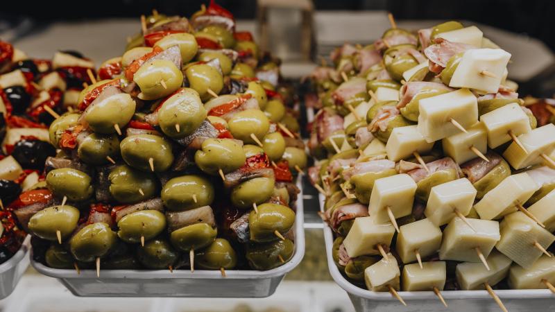 Puesto de encurtidos Mercado de San Miguel (Madrid) 