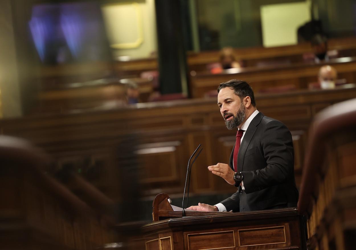 El presidente de VOX, Santiago Abascal, interviene durante el pleno en el que se debate la moción de censura planteada por Vox